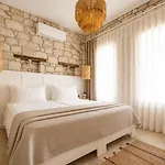 Voger Silence Otel *